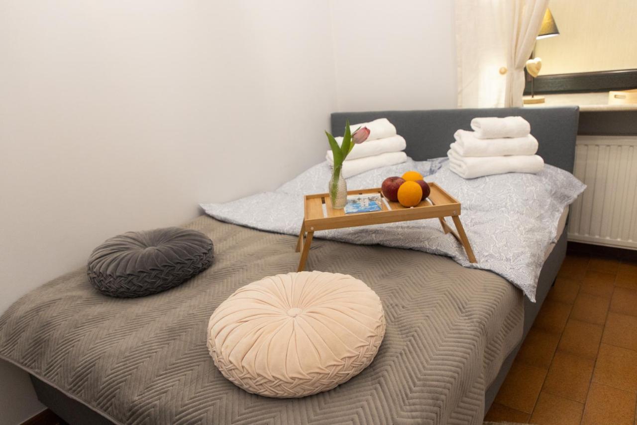 Apartament Centrum Apartment Rzeszow Bagian luar foto
